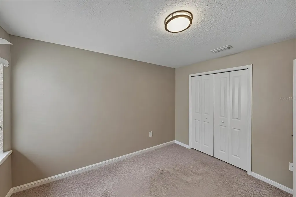 1613 Redmond Brook Lane Ruskin FL 33570