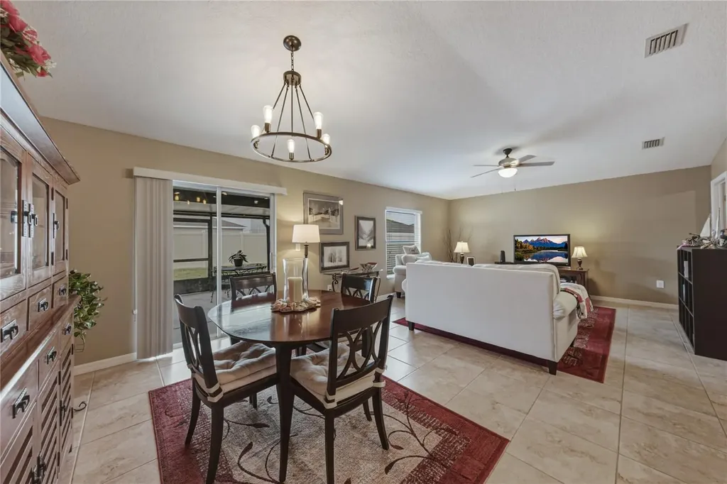 1613 Redmond Brook Lane Ruskin FL 33570