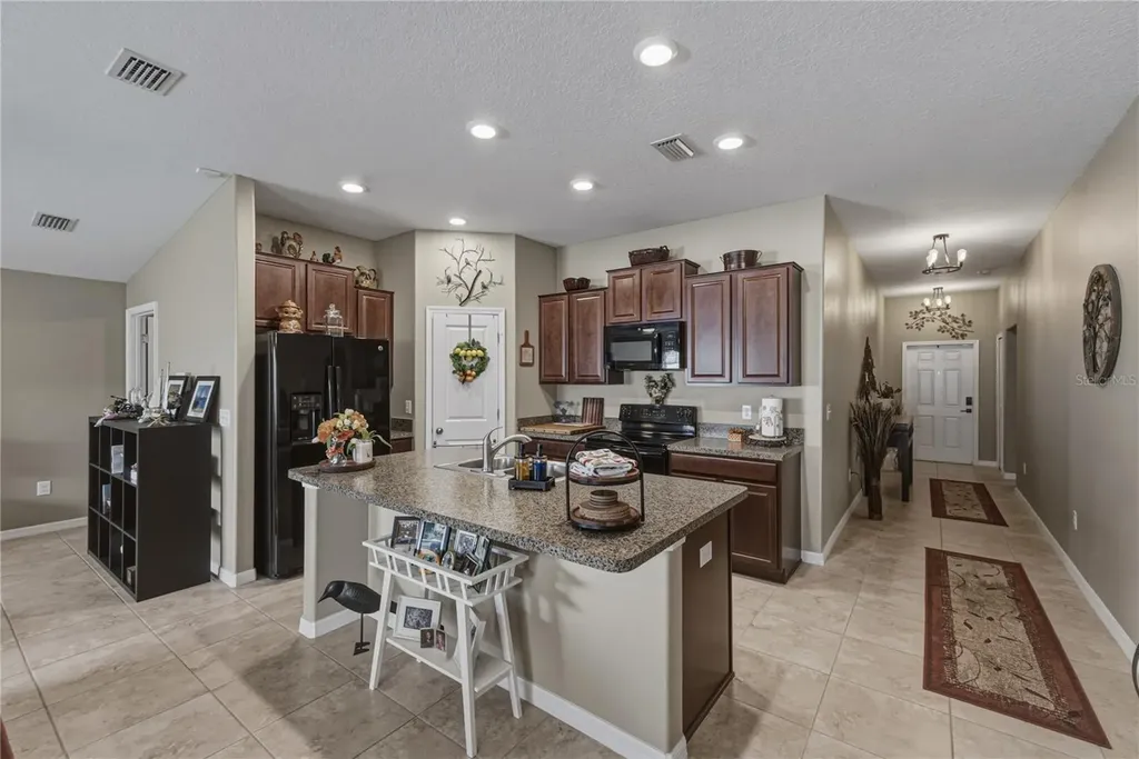 1613 Redmond Brook Lane Ruskin FL 33570