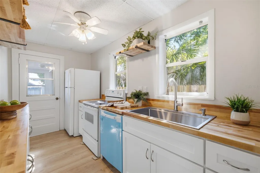 1235 Idlewild Drive Clearwater FL 33755