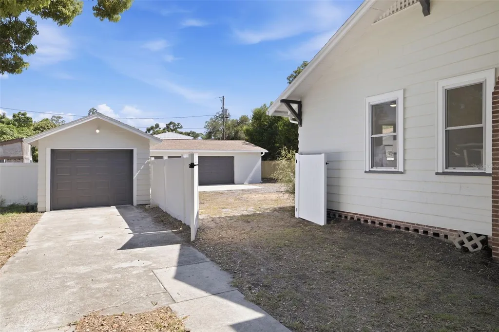 1235 Idlewild Drive Clearwater FL 33755