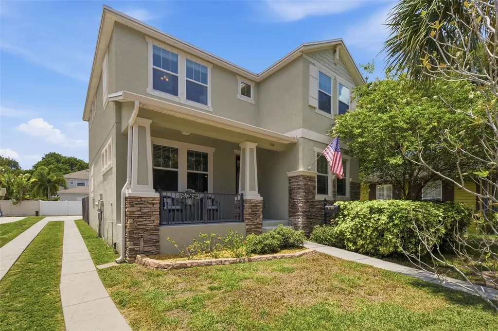 1110 10th Street N St Petersburg FL 33705