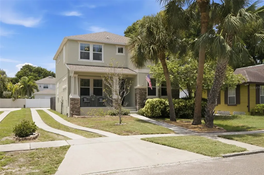 1110 10th Street N St Petersburg FL 33705