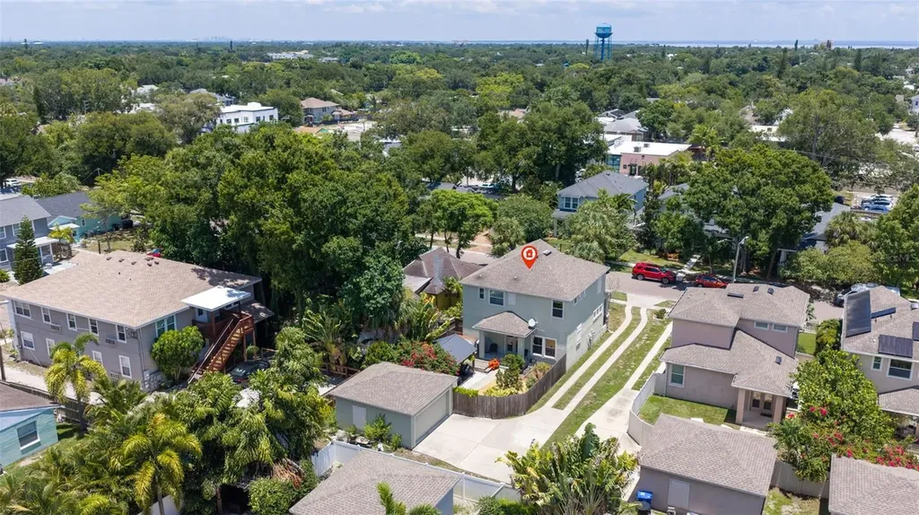 1110 10th Street N St Petersburg FL 33705