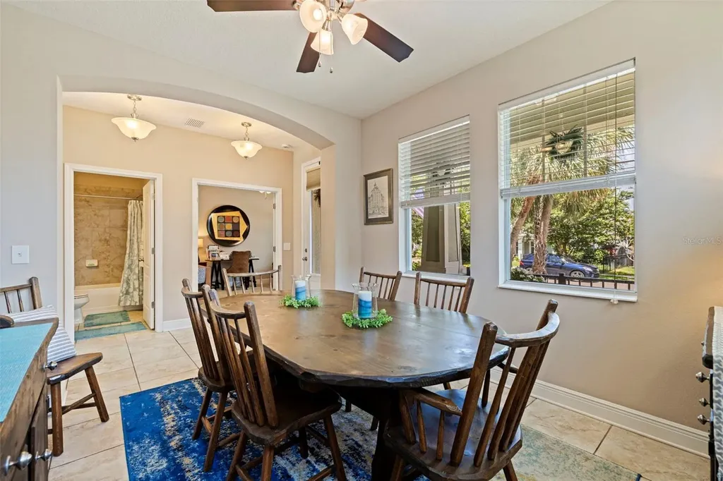 1110 10th Street N St Petersburg FL 33705
