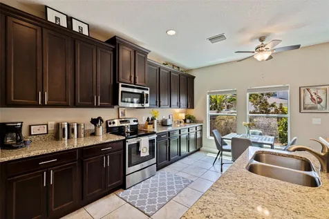 1110 10th Street N St Petersburg FL 33705