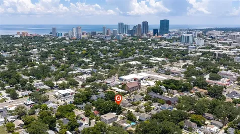 1110 10th Street N St Petersburg FL 33705