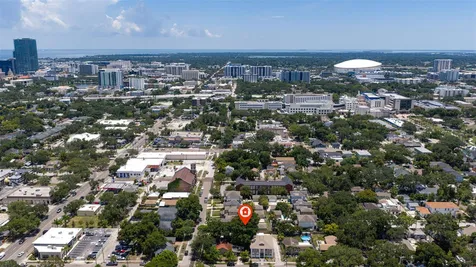 1110 10th Street N St Petersburg FL 33705