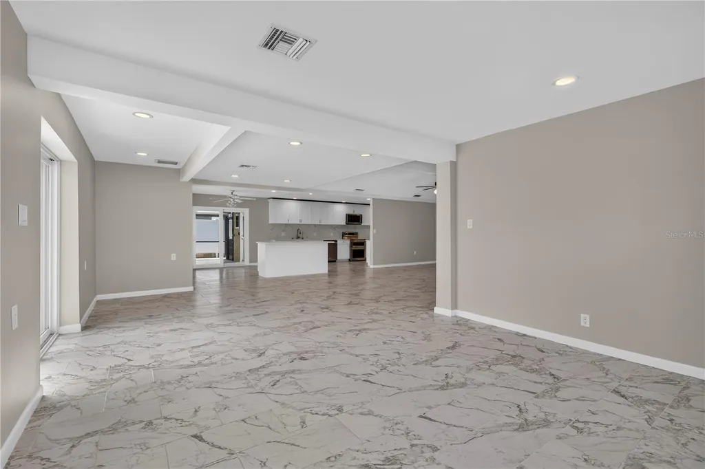 4831 Blue Jay Circle Palm Harbor FL 34683