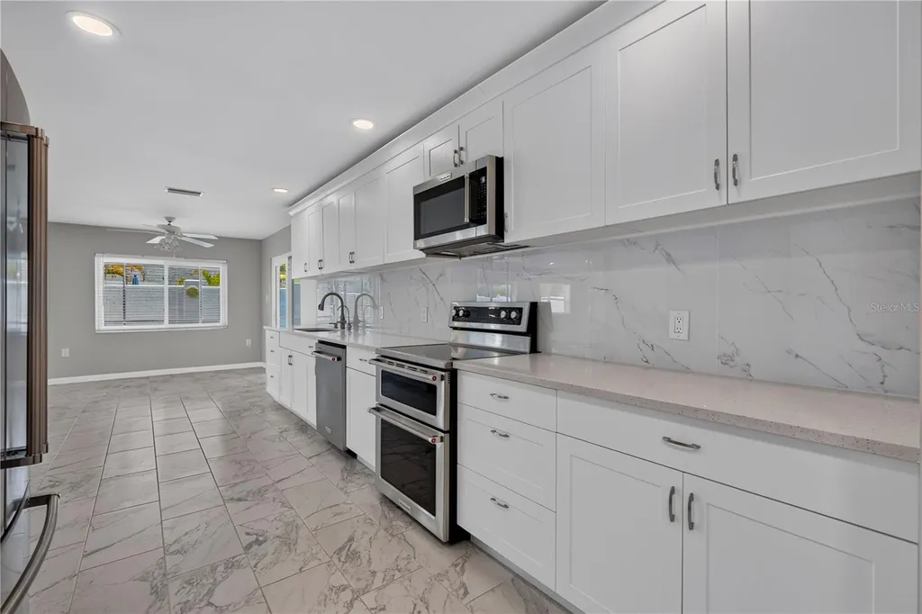 4831 Blue Jay Circle Palm Harbor FL 34683