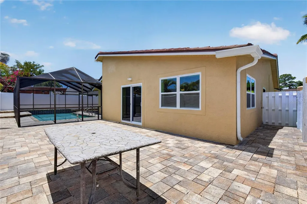 4831 Blue Jay Circle Palm Harbor FL 34683
