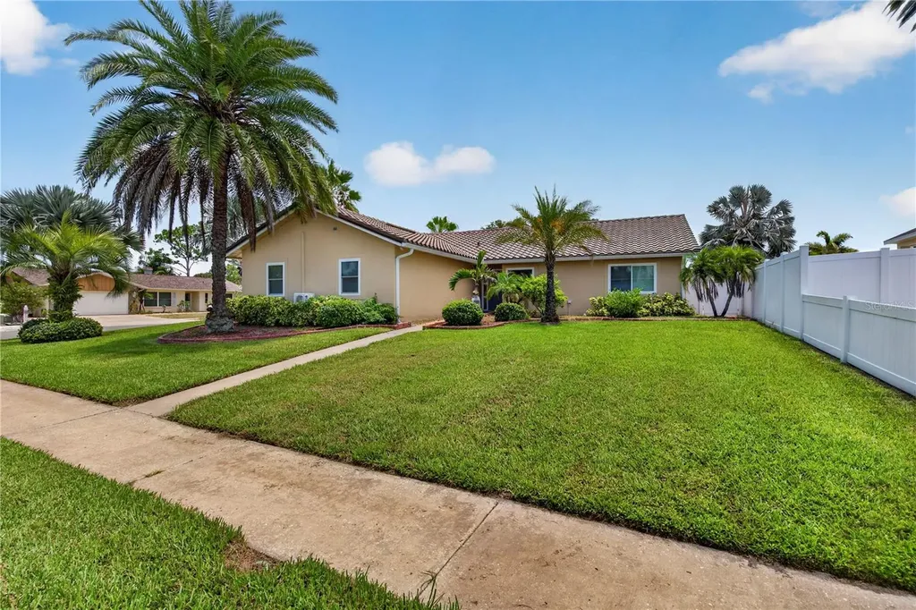 4831 Blue Jay Circle Palm Harbor FL 34683