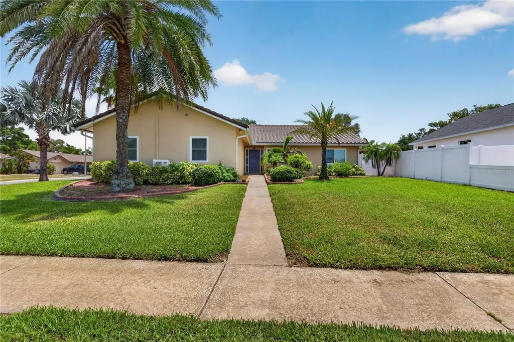 4831 Blue Jay Circle Palm Harbor FL 34683