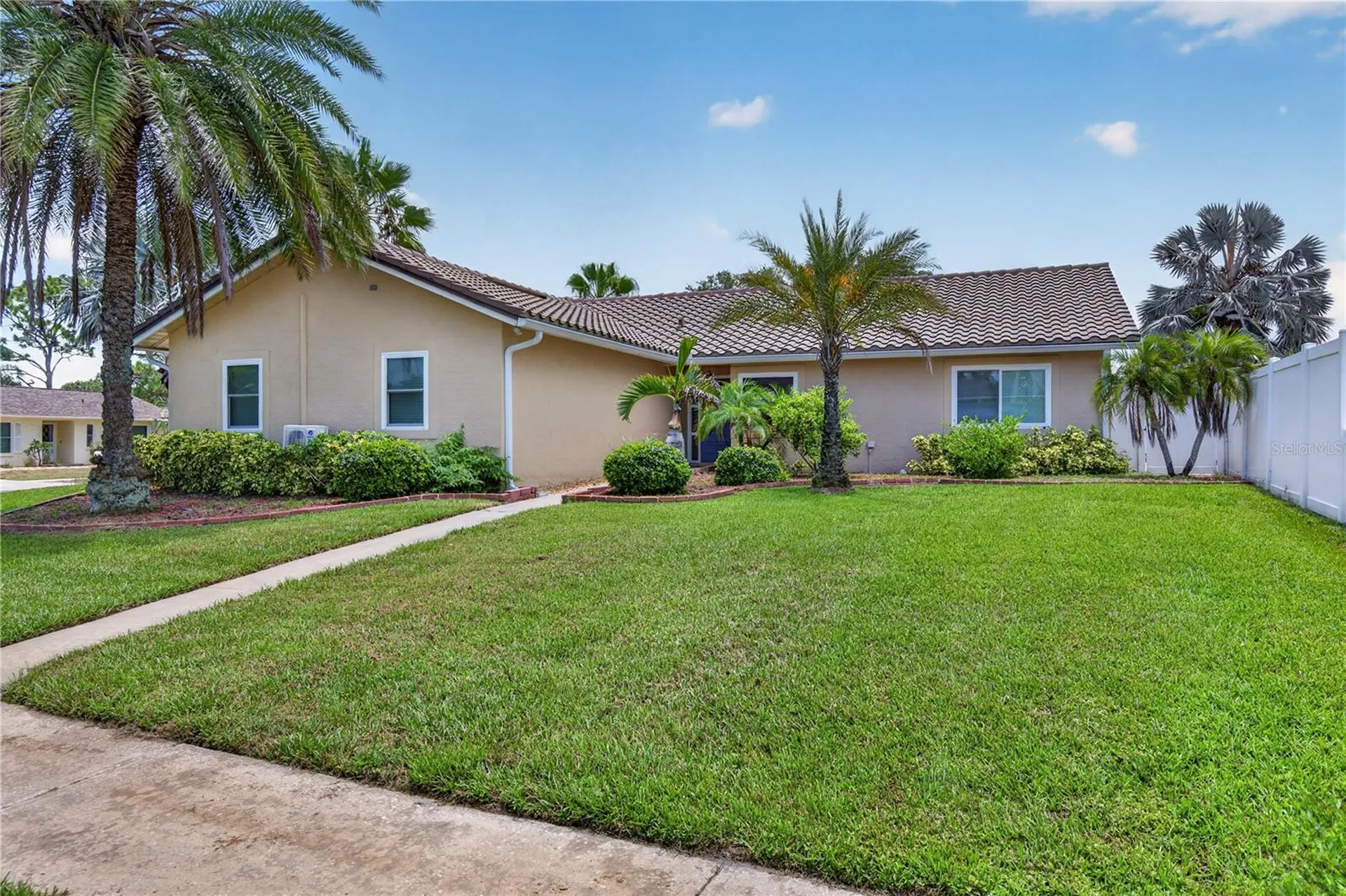 4831 Blue Jay Circle Palm Harbor FL 34683