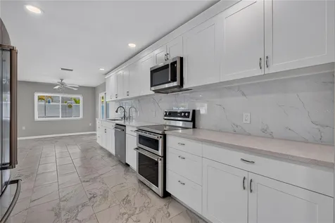 4831 Blue Jay Circle Palm Harbor FL 34683