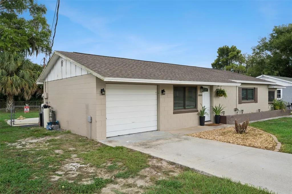 31834 Blanton Lane Tavares FL 32778