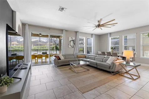 4200 Oaktree Drive Davenport FL 33837