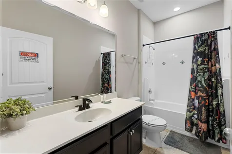 4200 Oaktree Drive Davenport FL 33837