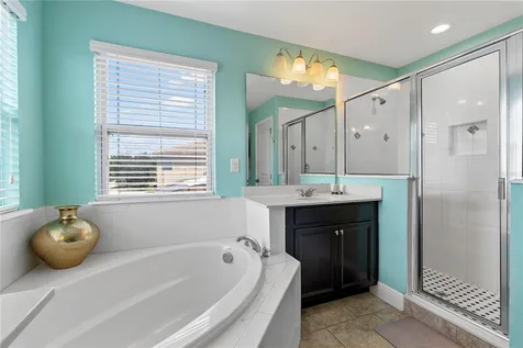 4200 Oaktree Drive Davenport FL 33837