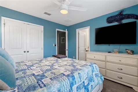4200 Oaktree Drive Davenport FL 33837