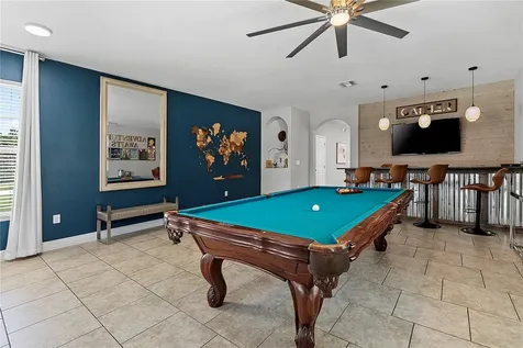 4200 Oaktree Drive Davenport FL 33837