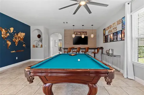 4200 Oaktree Drive Davenport FL 33837