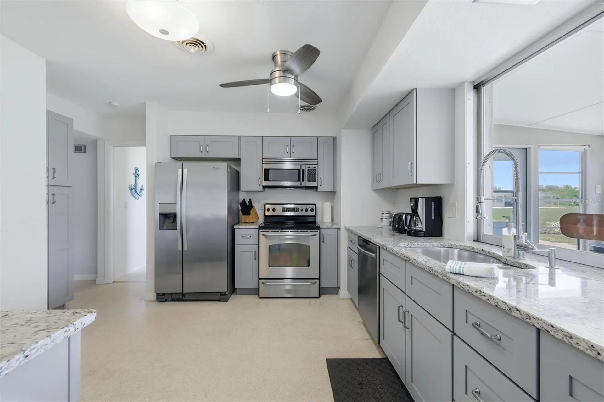898 E 6th Street Englewood FL 34223