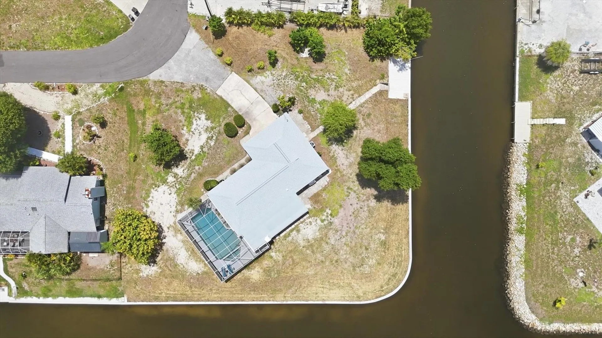 898 E 6th Street Englewood FL 34223