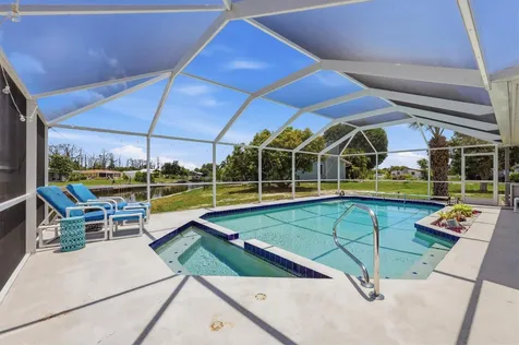 898 E 6th Street Englewood FL 34223
