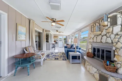 898 E 6th Street Englewood FL 34223