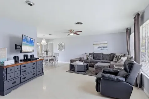 898 E 6th Street Englewood FL 34223