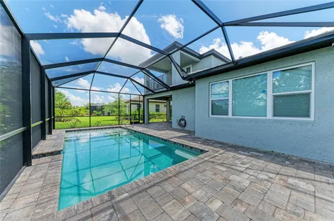 4745 Antrim Drive Sarasota FL 34240