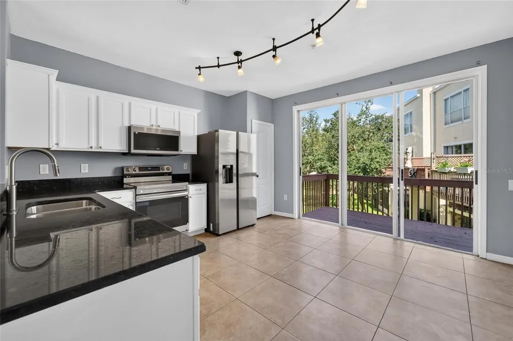 3186 Bayshore Oaks Drive Tampa FL 33611