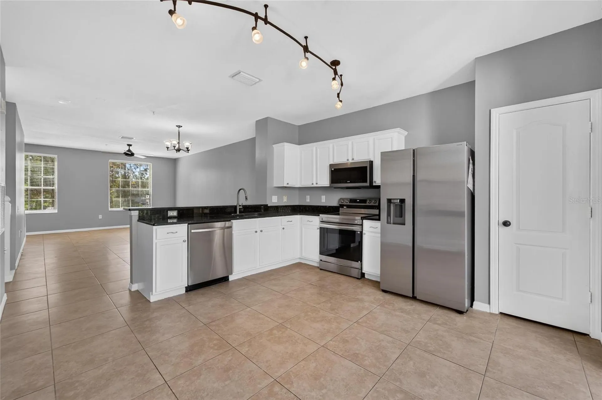 3186 Bayshore Oaks Drive Tampa FL 33611