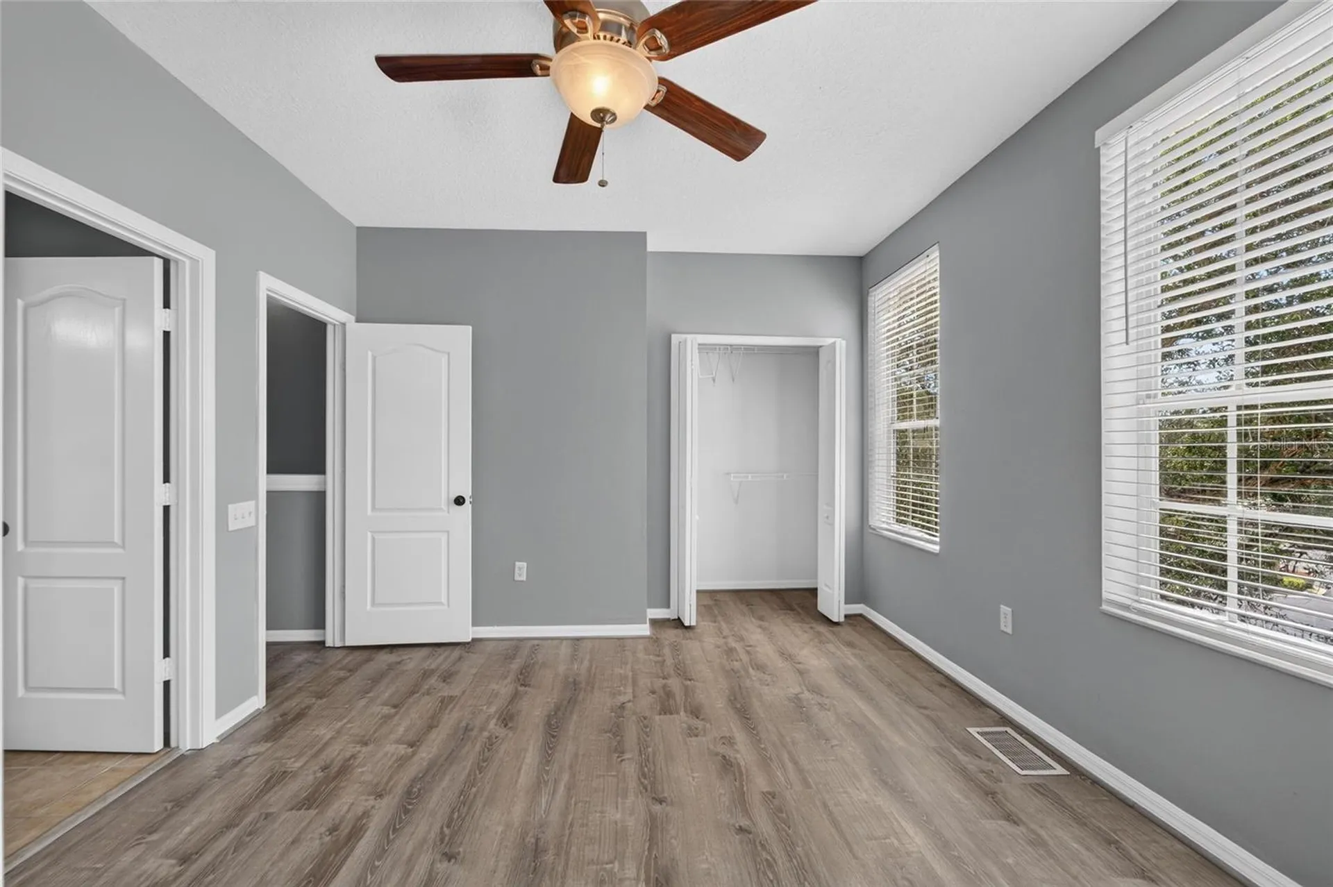 3186 Bayshore Oaks Drive Tampa FL 33611