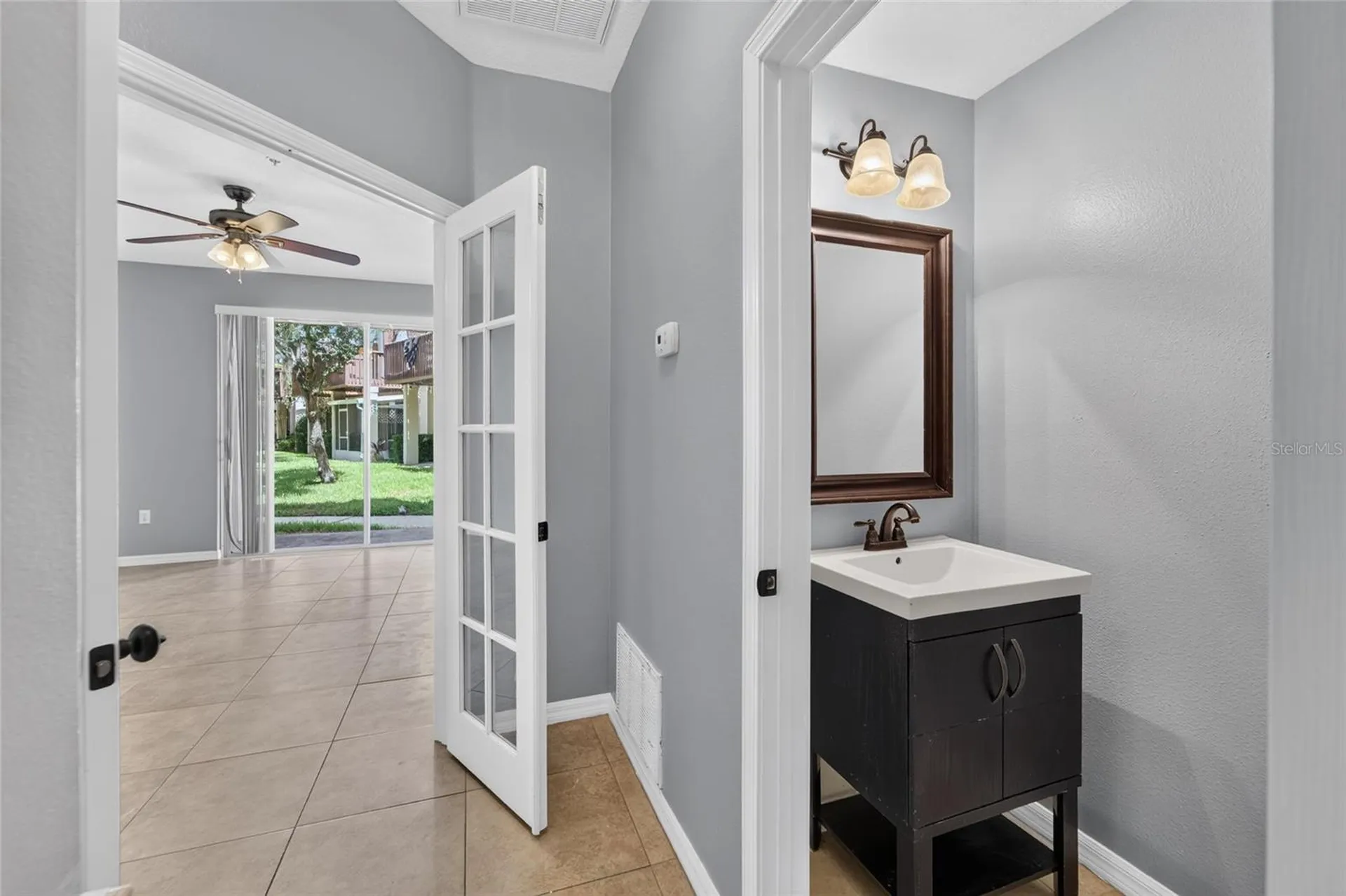 3186 Bayshore Oaks Drive Tampa FL 33611