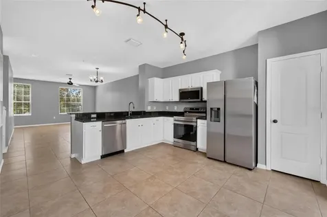 3186 Bayshore Oaks Drive Tampa FL 33611