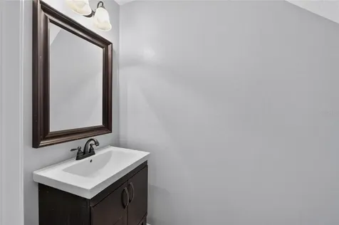 3186 Bayshore Oaks Drive Tampa FL 33611