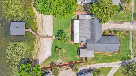 627 Macarthur Drive Orlando FL 32839