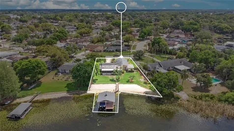 627 Macarthur Drive Orlando FL 32839