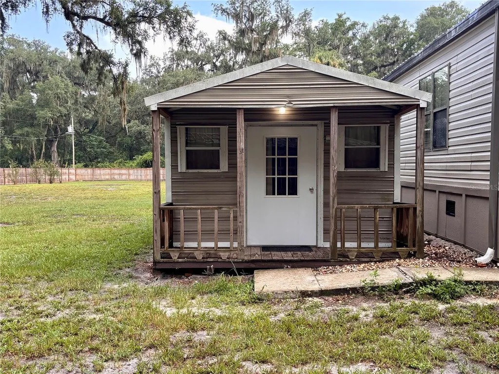 16550 NE 42nd Court Citra FL 32113