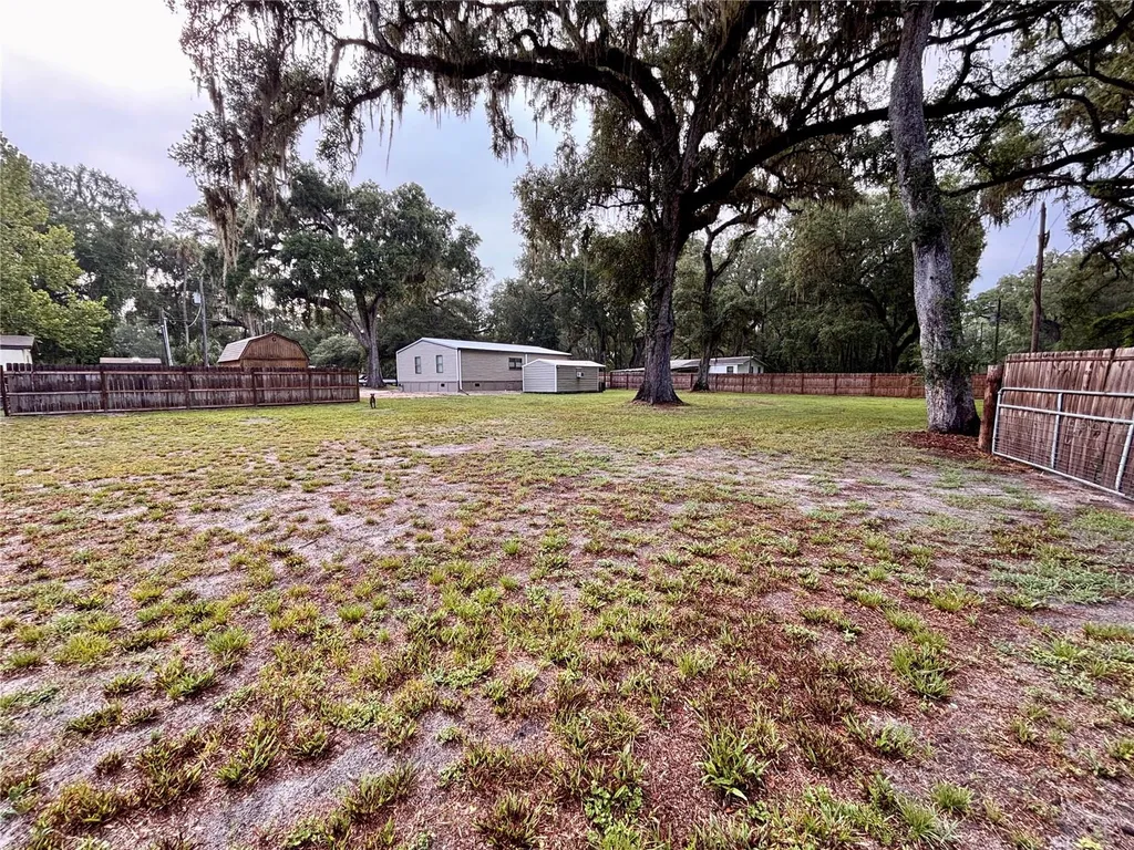 16550 NE 42nd Court Citra FL 32113