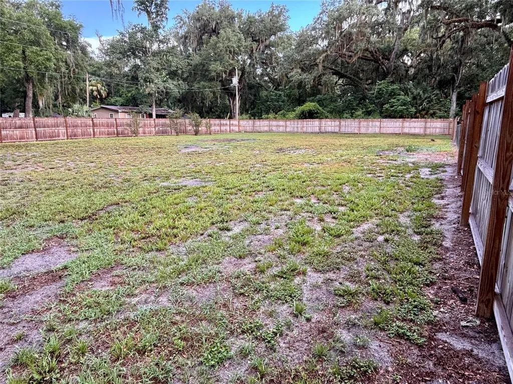 16550 NE 42nd Court Citra FL 32113