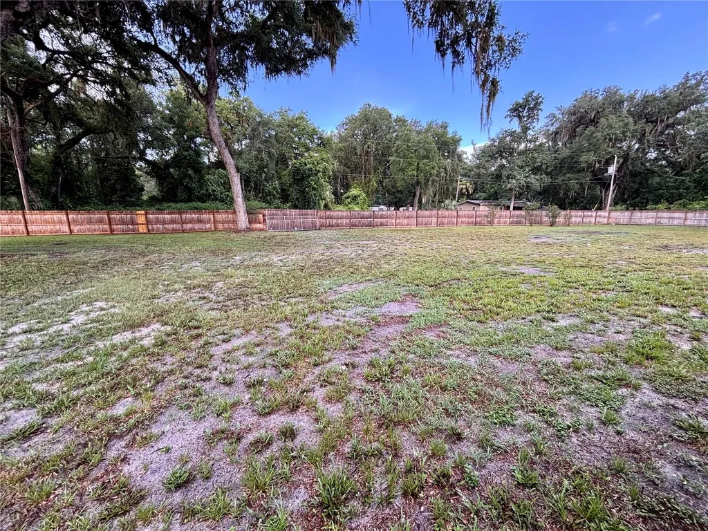 16550 NE 42nd Court Citra FL 32113