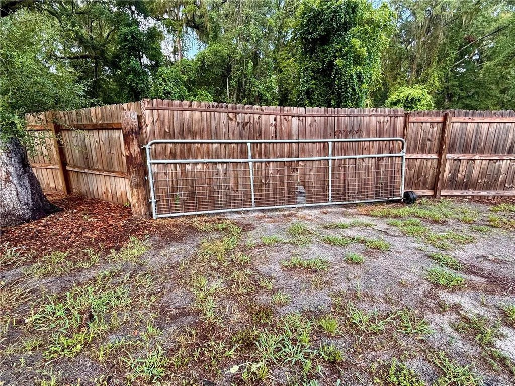 16550 NE 42nd Court Citra FL 32113