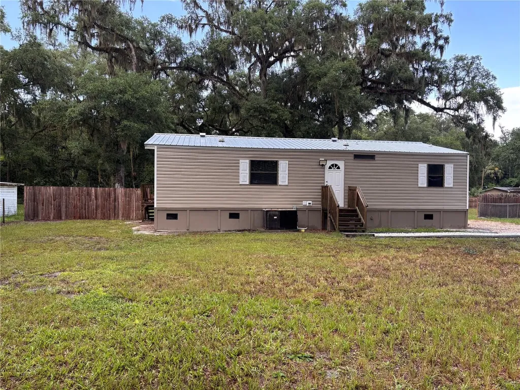 16550 NE 42nd Court Citra FL 32113