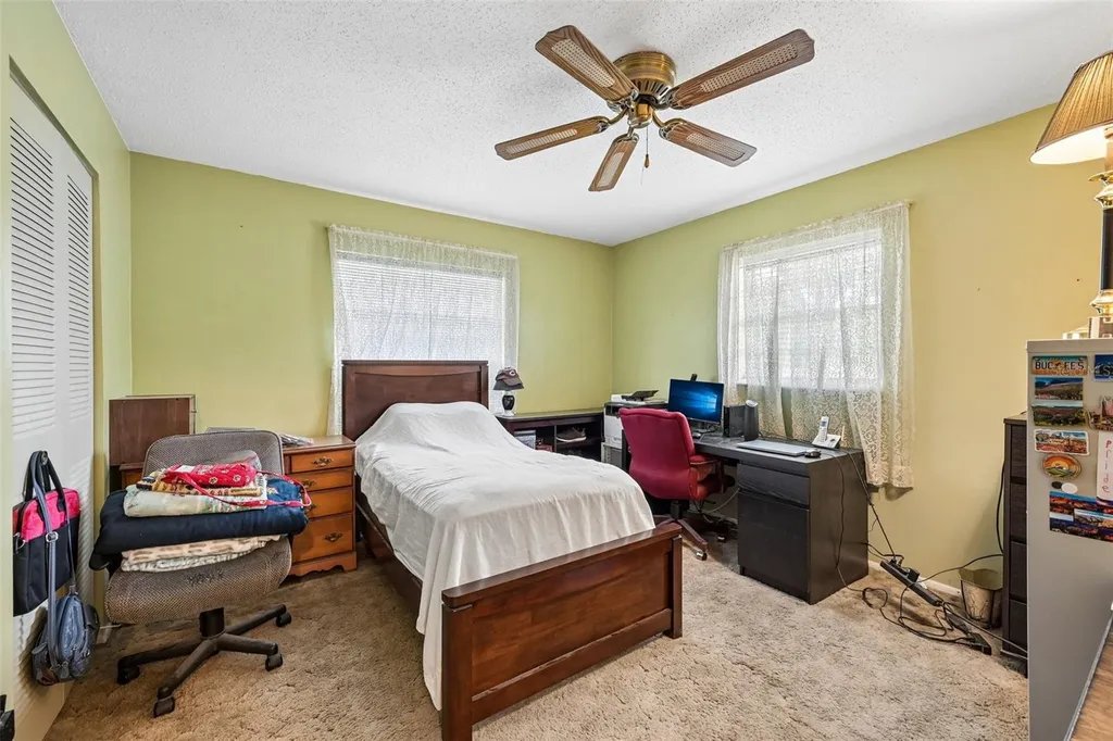 107 67th Street NE Bradenton FL 34208