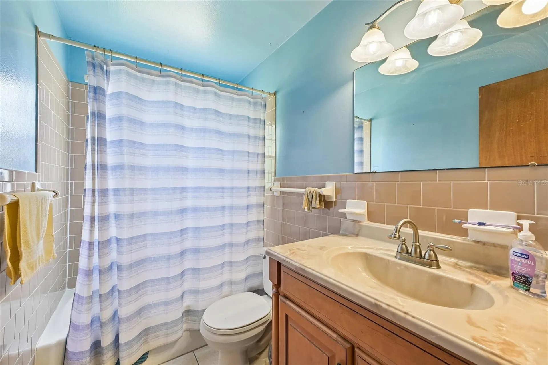 107 67th Street NE Bradenton FL 34208