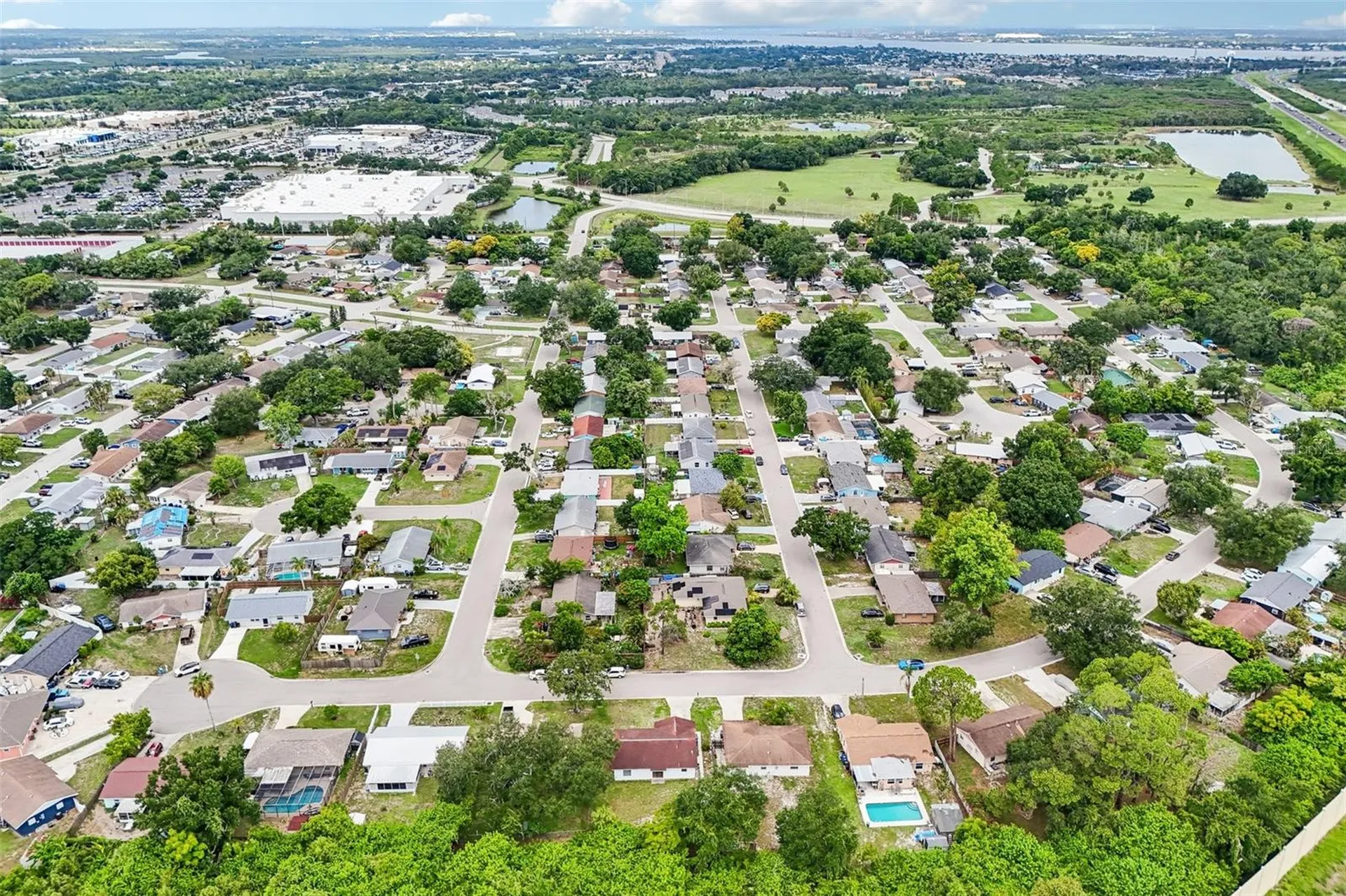 107 67th Street NE Bradenton FL 34208
