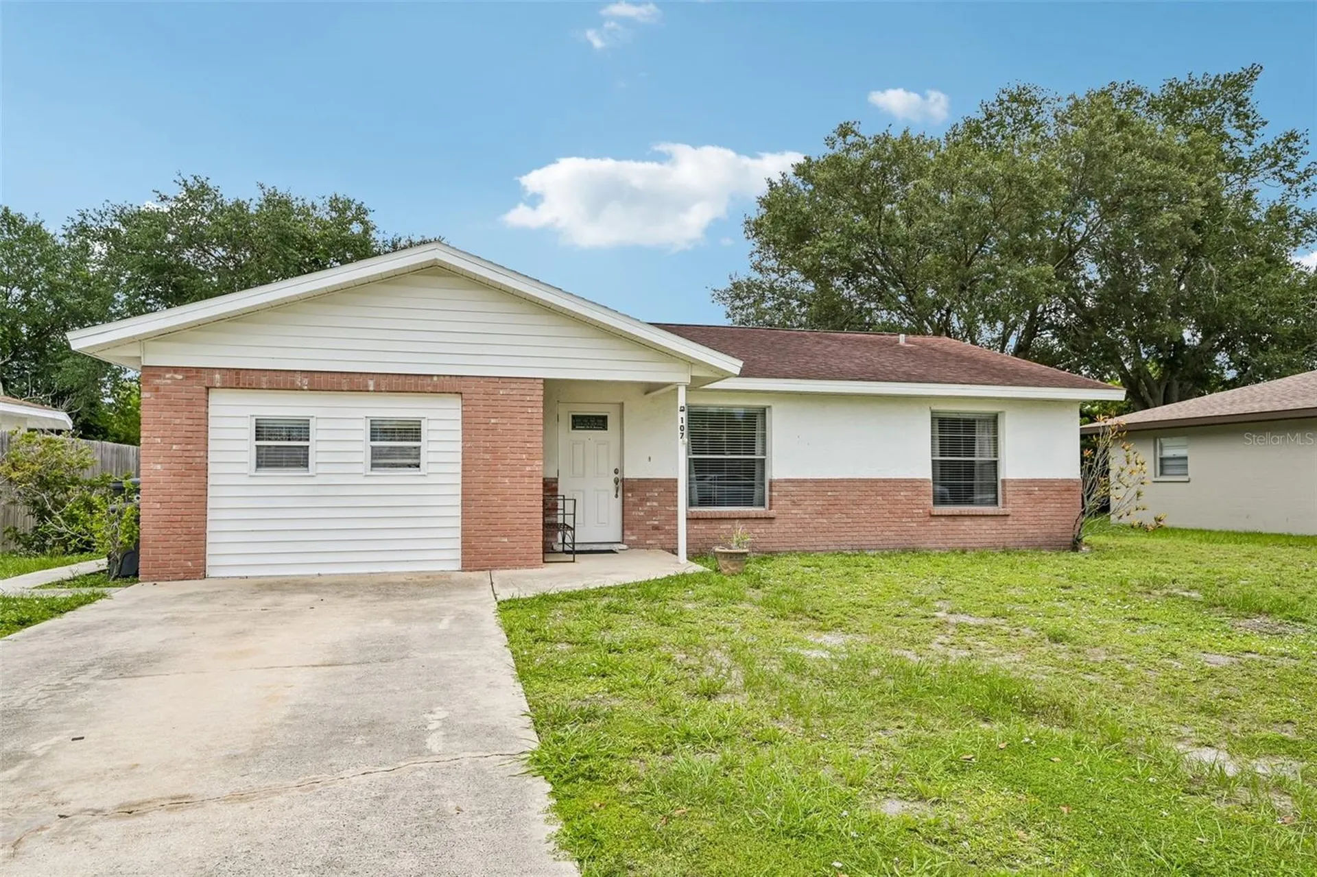 107 67th Street NE Bradenton FL 34208